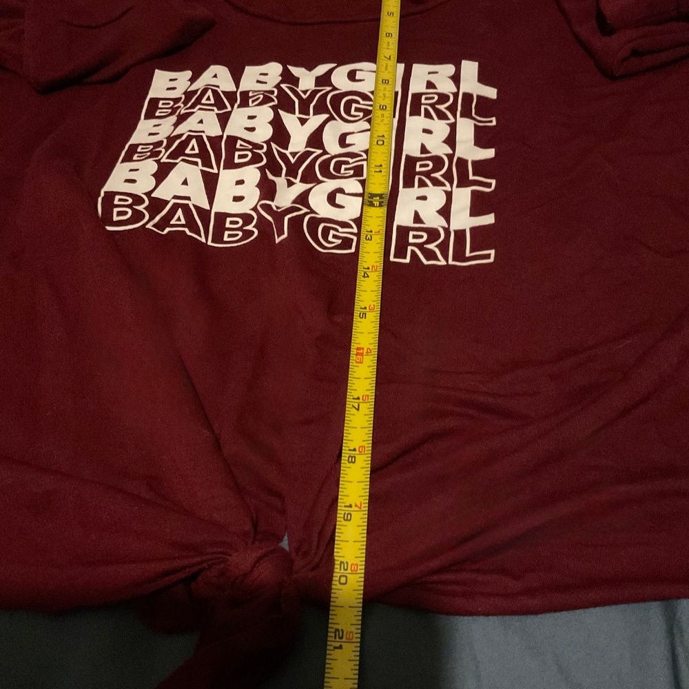 T-shirt by Fashion Nova - Picture 2 of 8
